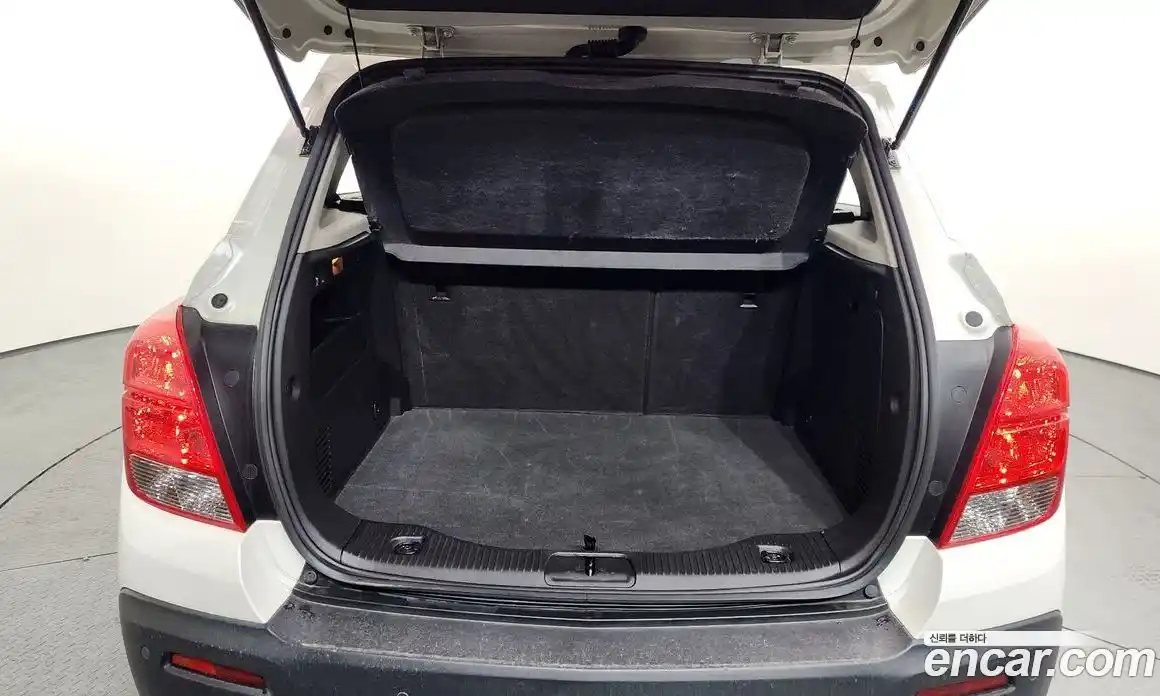 Chevrolet Trax 2015 1.4 Автомат в Москве № 1289975, фото 20