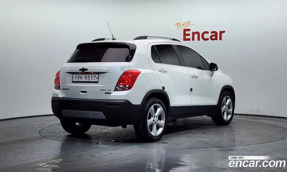 Chevrolet Trax 2015 1.4 Автомат в Москве № 1289975, фото 2