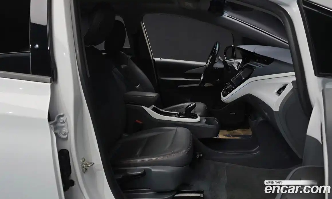 Chevrolet Bolt EV 2019 0.2 Автомат в Москве № 1290072, фото 11