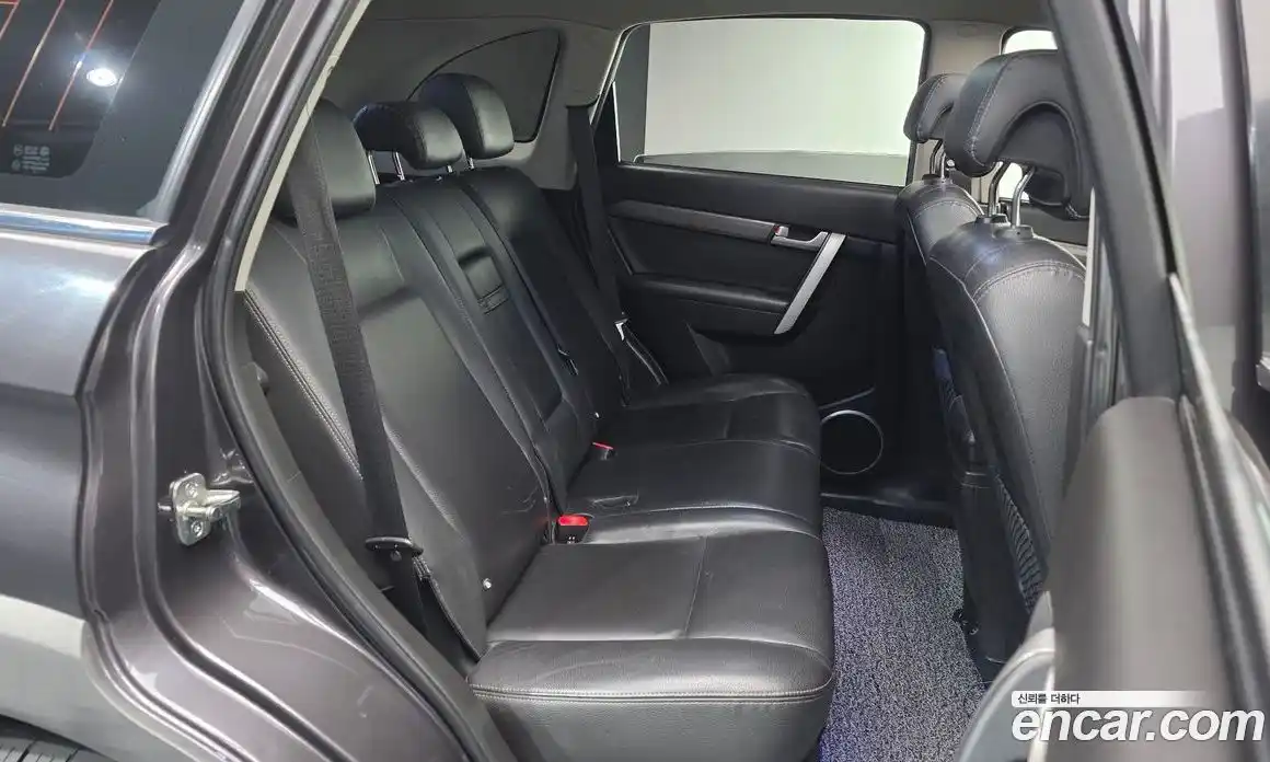 Chevrolet Captiva 2012 2.0 Автомат в Москве № 1290084, фото 12