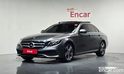 Mercedes-Benz E-Class, 2016