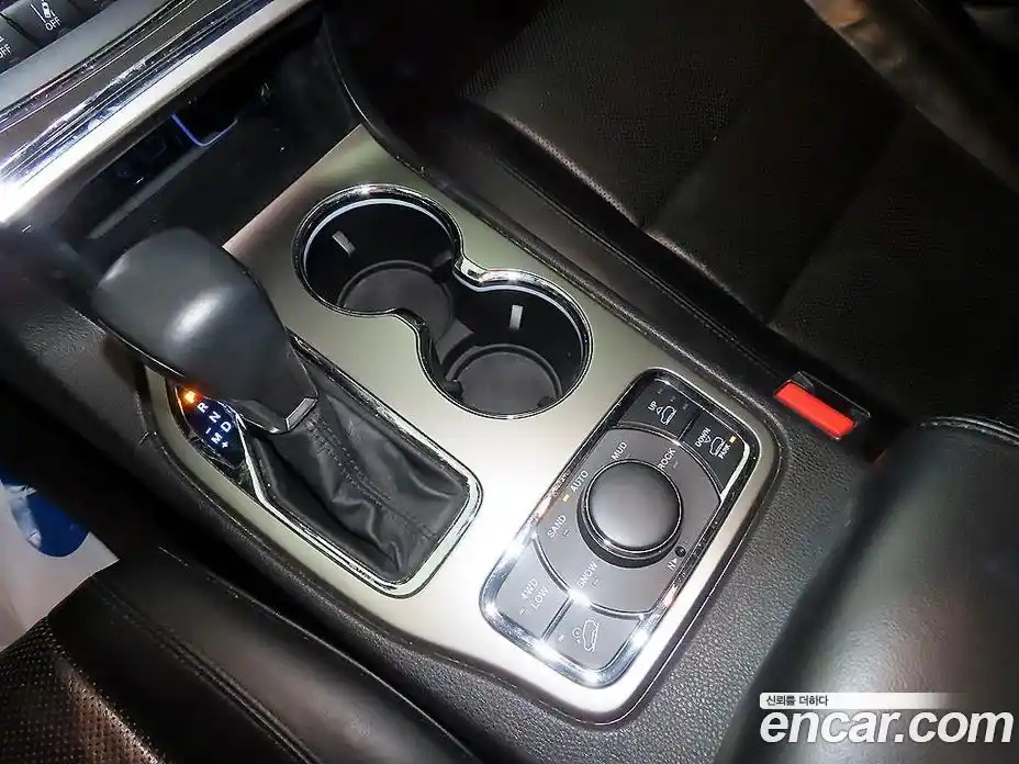 Jeep Cherokee 2017 3.6 гидро в Москве № 1291777, фото 12
