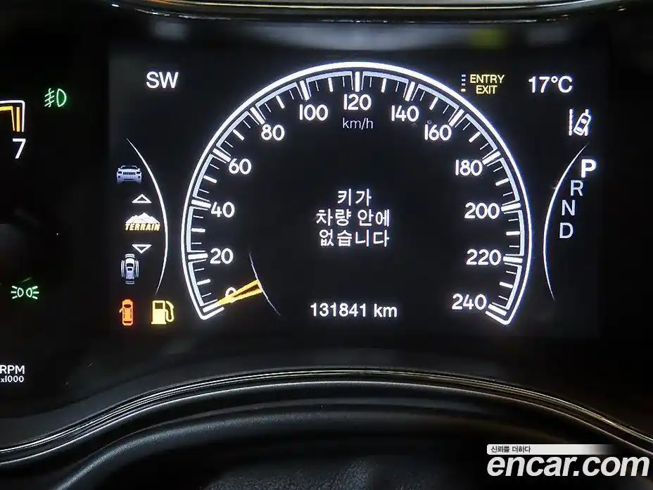 Jeep Cherokee 2017 3.6 гидро в Москве № 1291777, фото 9