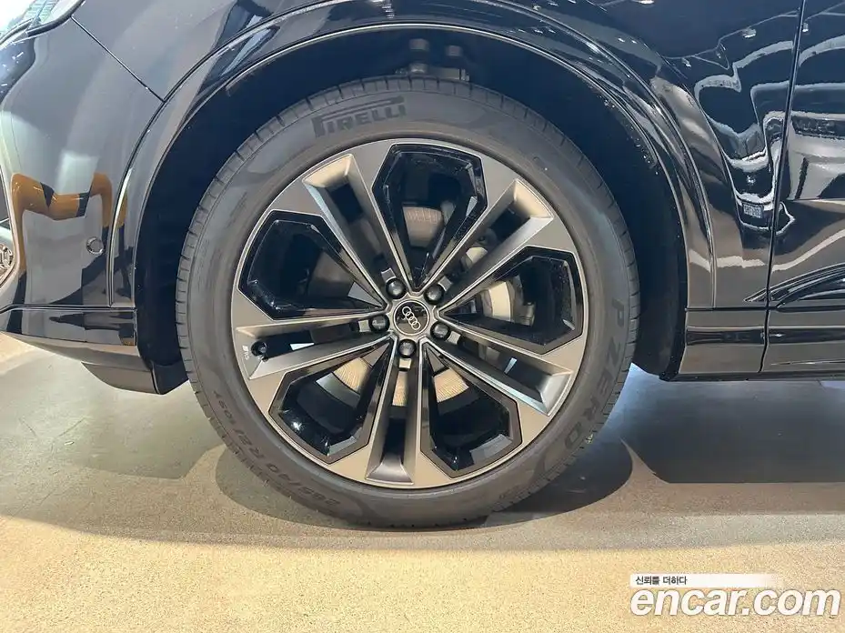 Audi Q7 2026 3.0 гидро в Москве № 1291926, фото 6