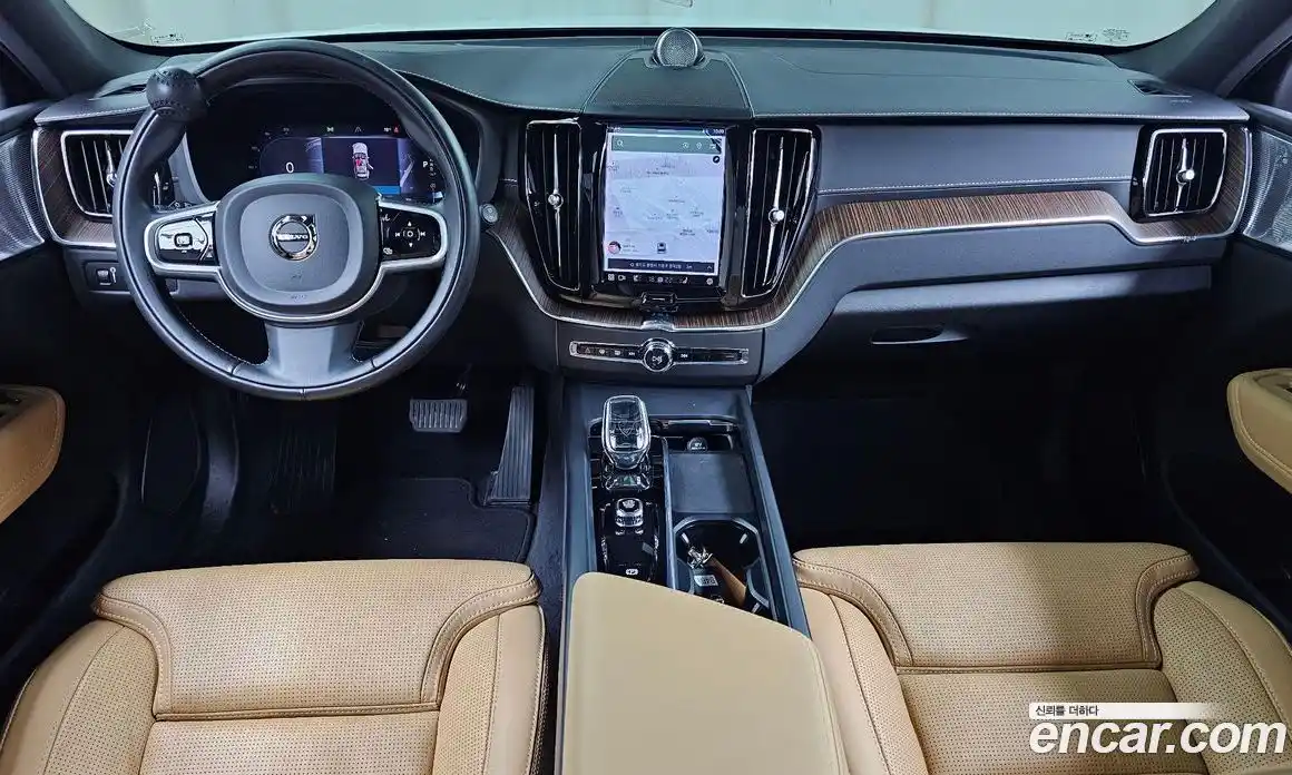 Volvo XC60 2022 2.0 гидро в Москве № 1292176, фото 7