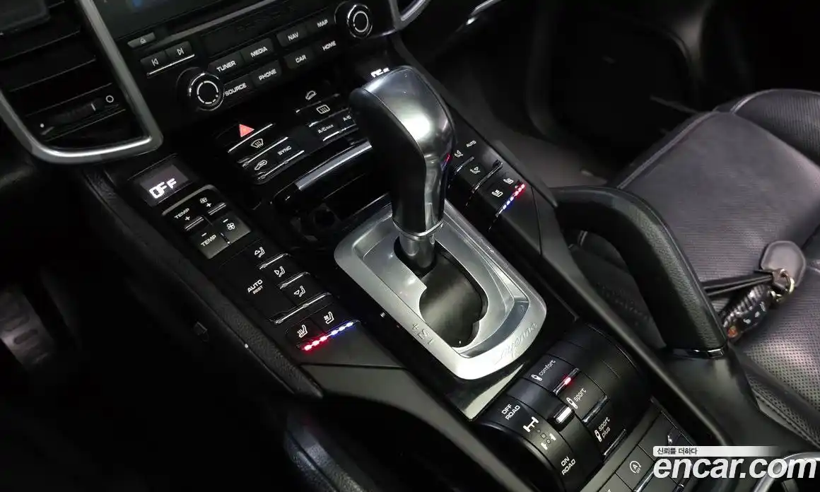 Porsche Cayenne 2017 3.0 гидро в Москве № 1292764, фото 9