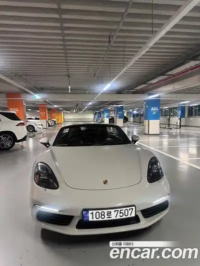 Porsche 718, 2018