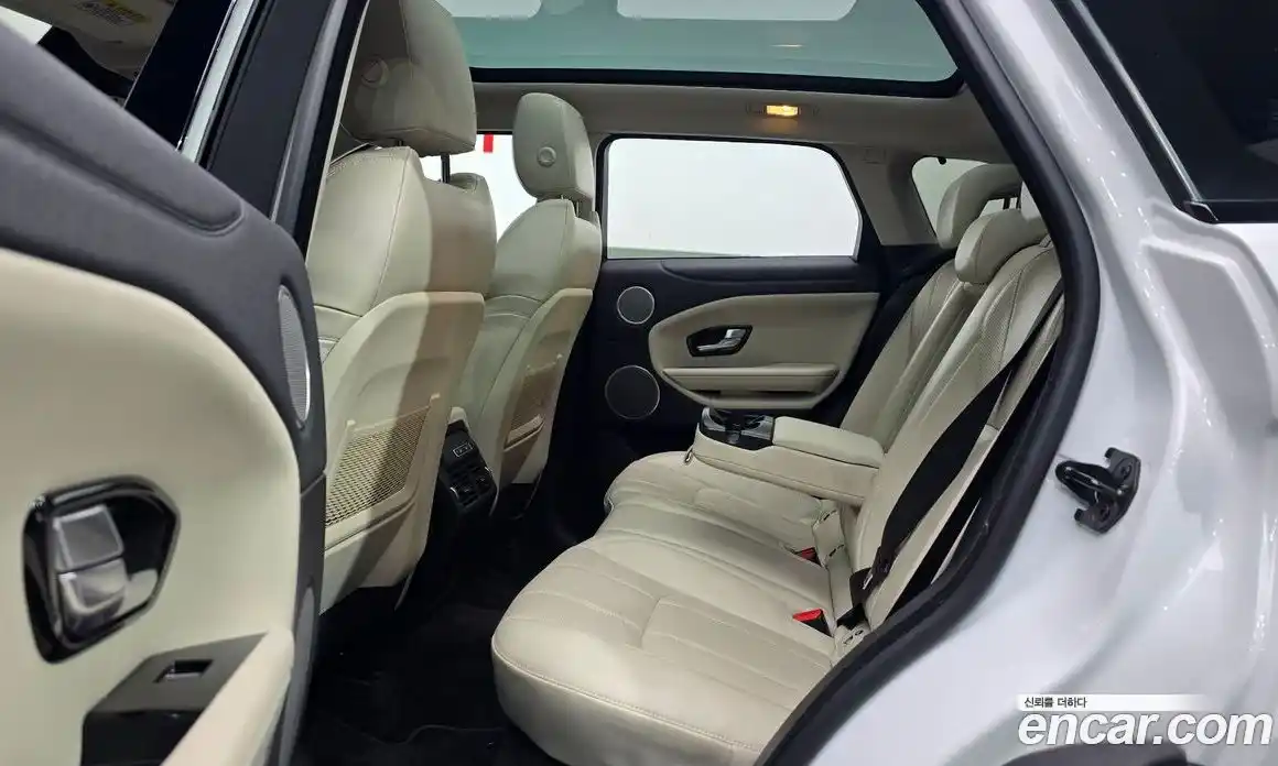 Land Rover Range-Rover Evoque 2017 2.0 гидро в Москве № 1293075, фото 11