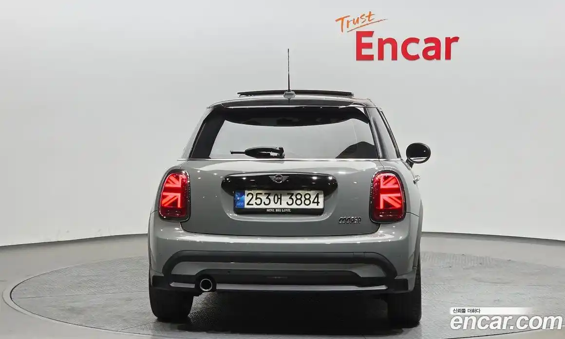 Mini Cooper 2021 1.5 гидро в Москве № 1293375, фото 4