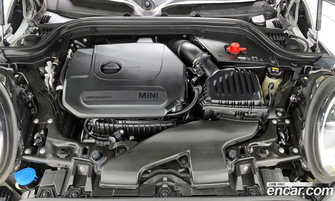 Mini Cooper 2021 1.5 гидро в Москве № 1293375, фото 6