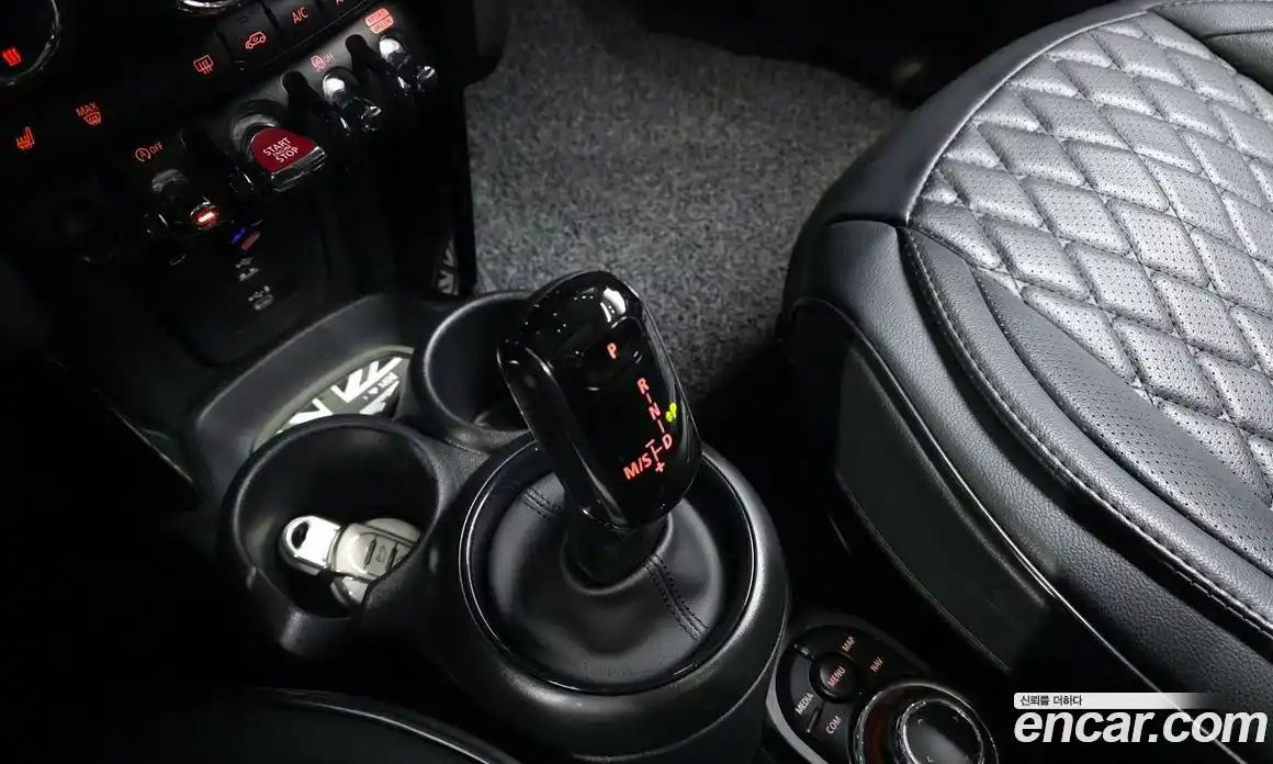 Mini Cooper 2021 1.5 гидро в Москве № 1293375, фото 9