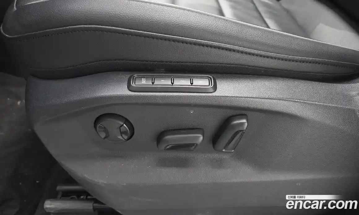 Volkswagen Tiguan 2023 2.0 гидро в Москве № 1294002, фото 17