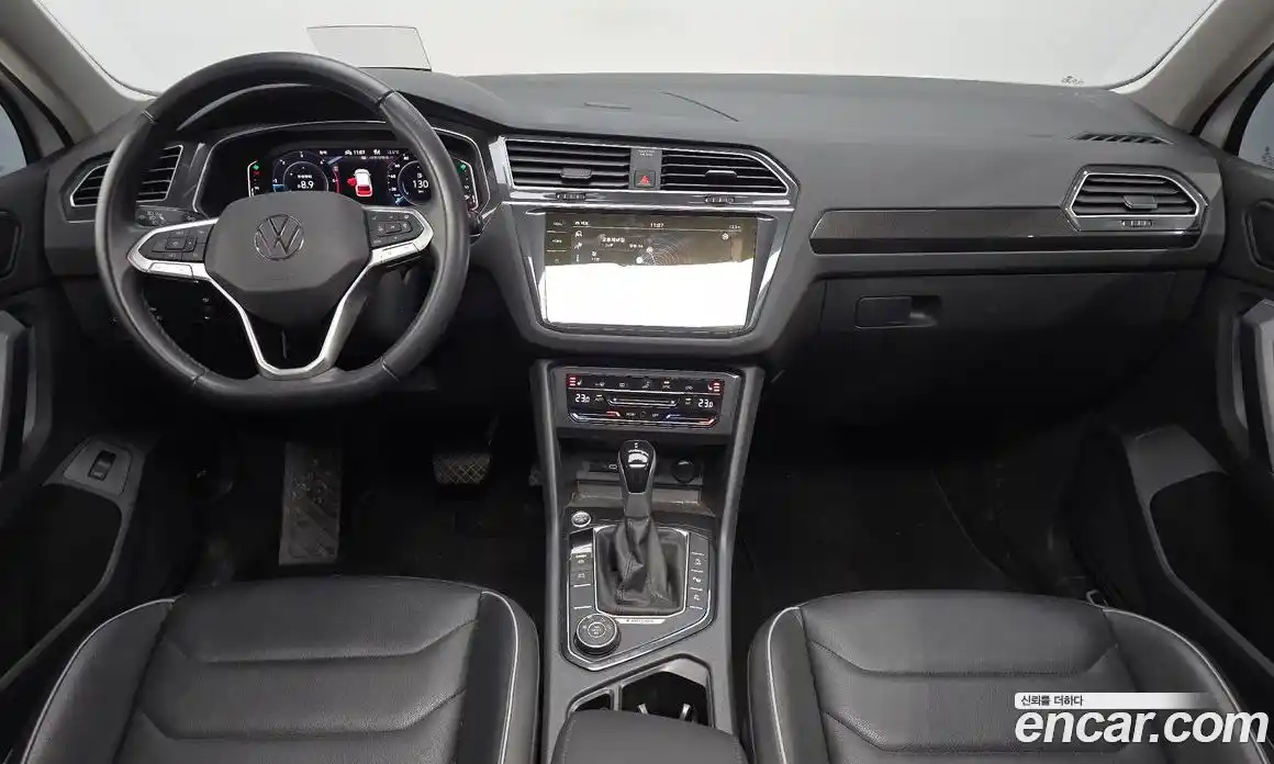 Volkswagen Tiguan 2023 2.0 гидро в Москве № 1294002, фото 7