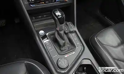 Volkswagen Tiguan 2023 2.0 гидро в Москве № 1294002, миниатюра 9