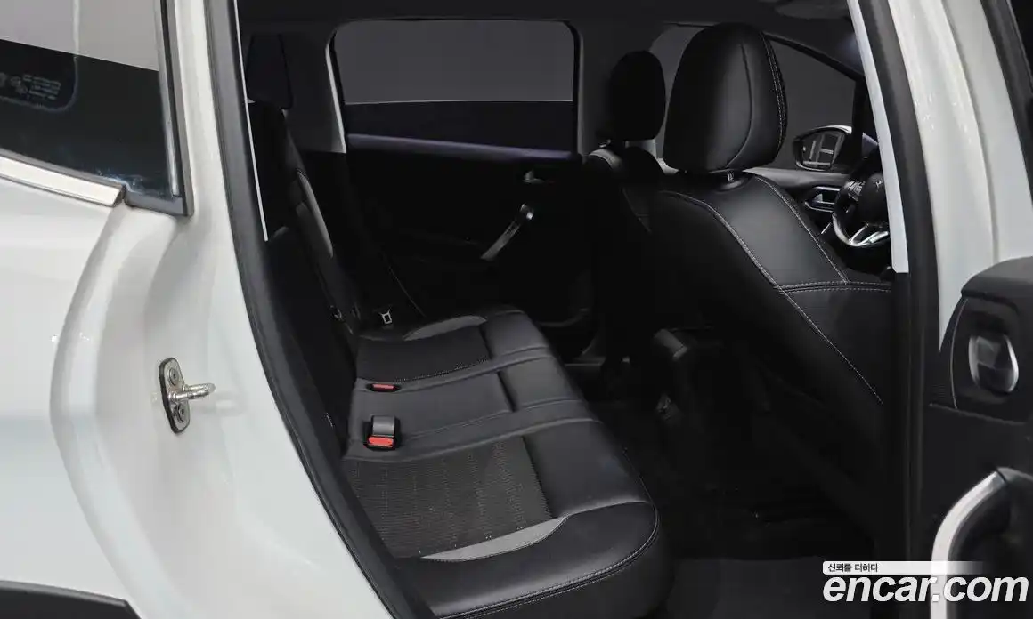 Peugeot 2008 2018 1.6 гидро в Москве № 1295199, фото 12