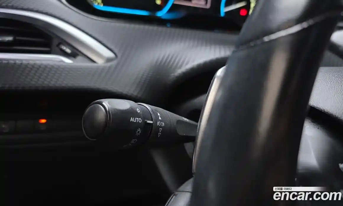 Peugeot 2008 2018 1.6 гидро в Москве № 1295199, фото 16