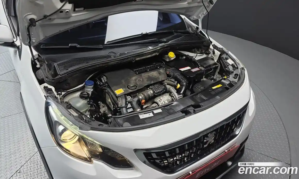 Peugeot 2008 2018 1.6 гидро в Москве № 1295199, фото 6