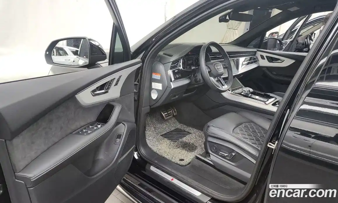 Audi Q7 2023 3.0 гидро в Москве № 162583, фото 10