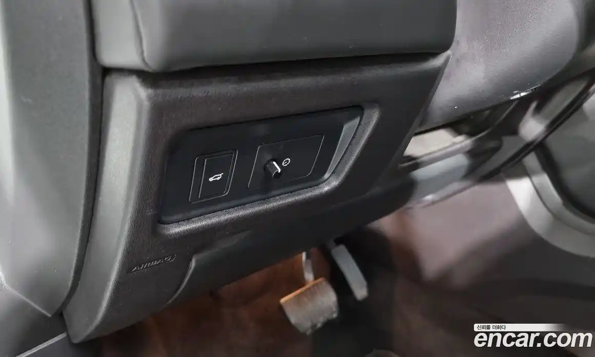 Land Rover Discovery Sport 2016 2.0 гидро в Москве № 166292, фото 18