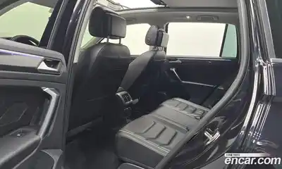 Volkswagen Tiguan 2022 2.0 гидро в Москве № 168575, миниатюра 12