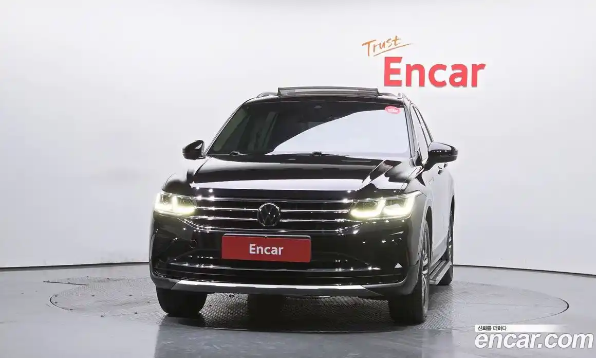 Volkswagen Tiguan 2022 2.0 гидро в Москве № 168575, фото 3