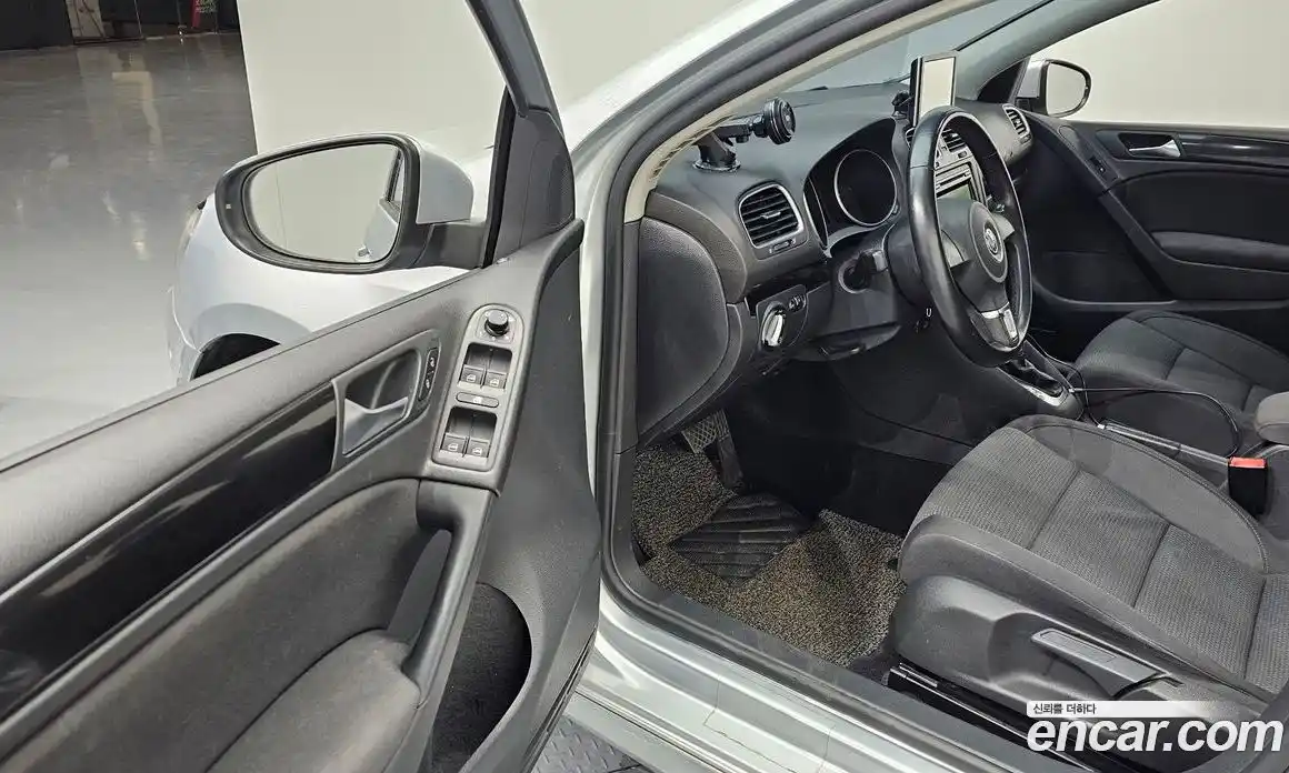 Volkswagen Golf 2012 1.6 гидро в Москве № 169109, фото 11