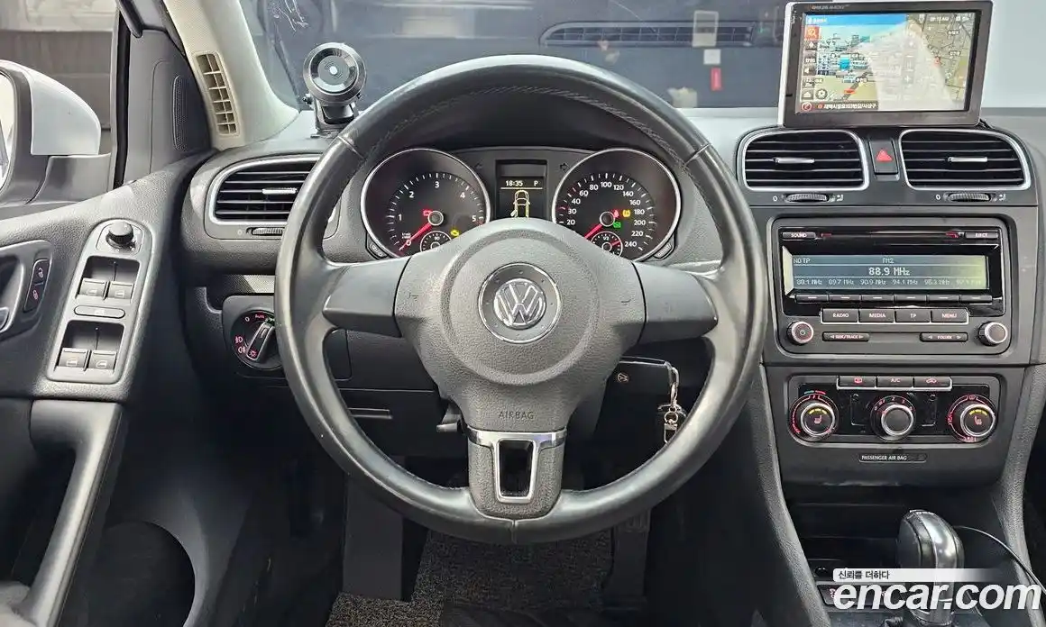Volkswagen Golf 2012 1.6 гидро в Москве № 169109, фото 14