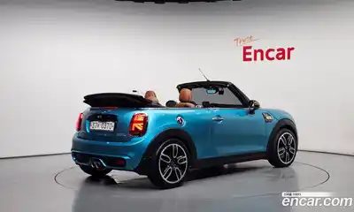 Mini Cooper Convertible 2016 2.0 гидро в Москве № 190010, миниатюра 2
