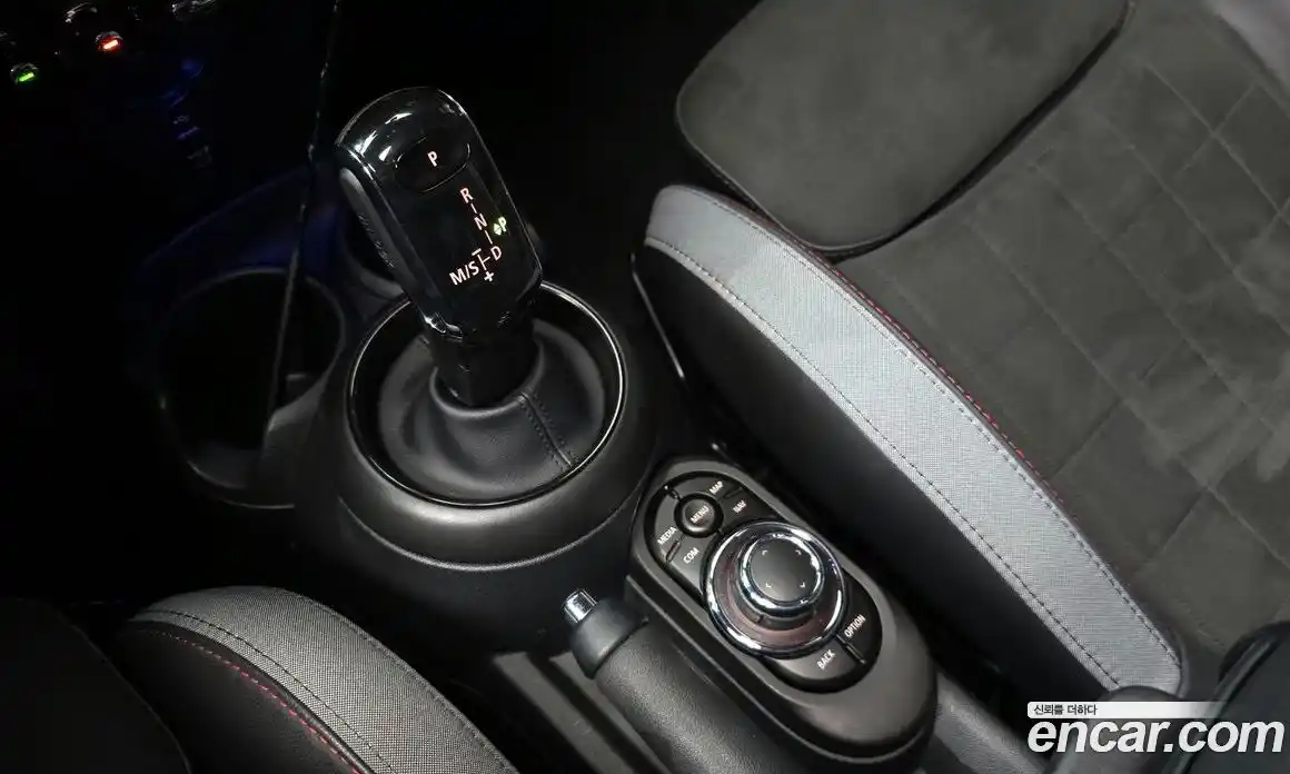 Mini Cooper 2022 2.0 гидро в Москве № 214162, фото 9