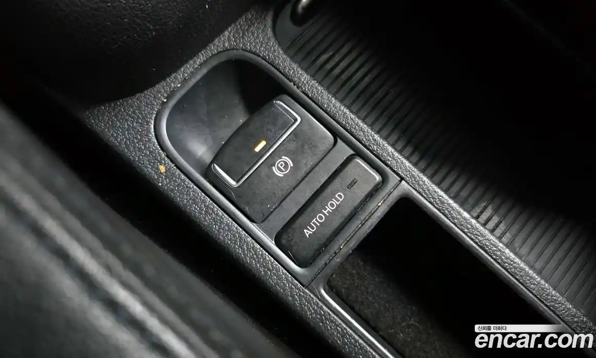 Volkswagen Tiguan 2015 2.0 гидро в Москве № 222541, фото 17