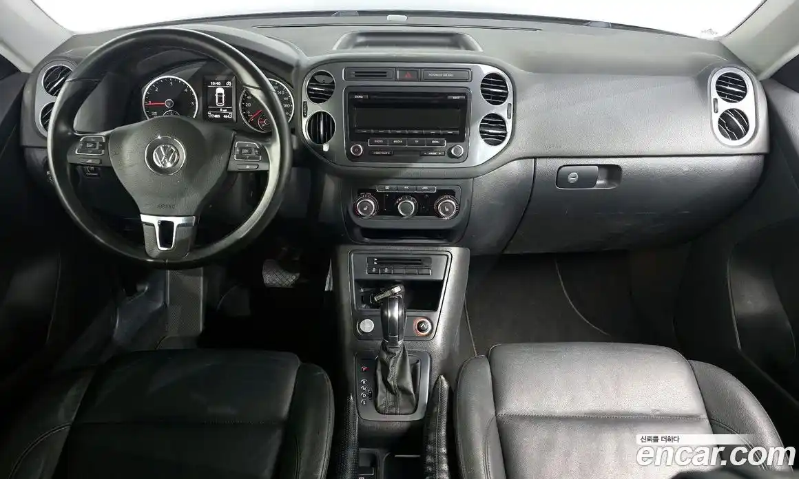 Volkswagen Tiguan 2015 2.0 гидро в Москве № 222541, фото 7