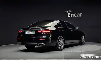 Mercedes-Benz E-Class 2023 2.0 гидро, миниатюра 2