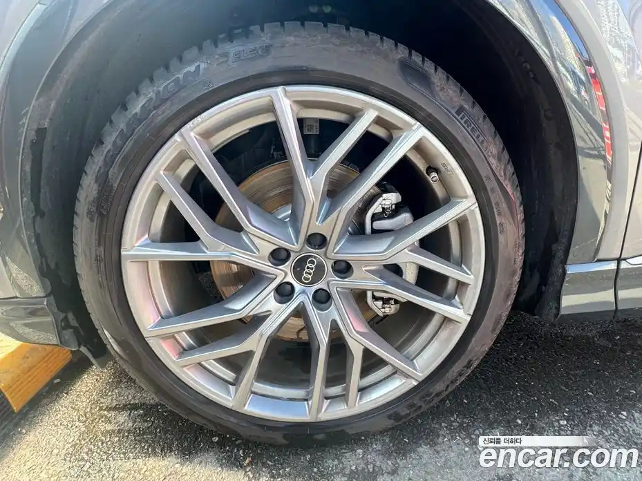 Audi Q4 e-tron 2025 0.2 гидро в Москве № 230316, фото 13