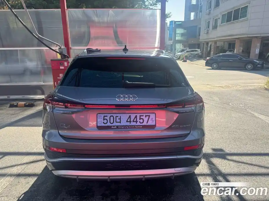Audi Q4 e-tron 2025 0.2 гидро в Москве № 230316, фото 16