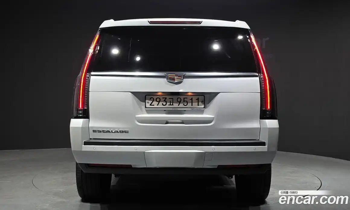 Cadillac Escalade 2020 6.2 гидро в Москве № 256422, фото 4