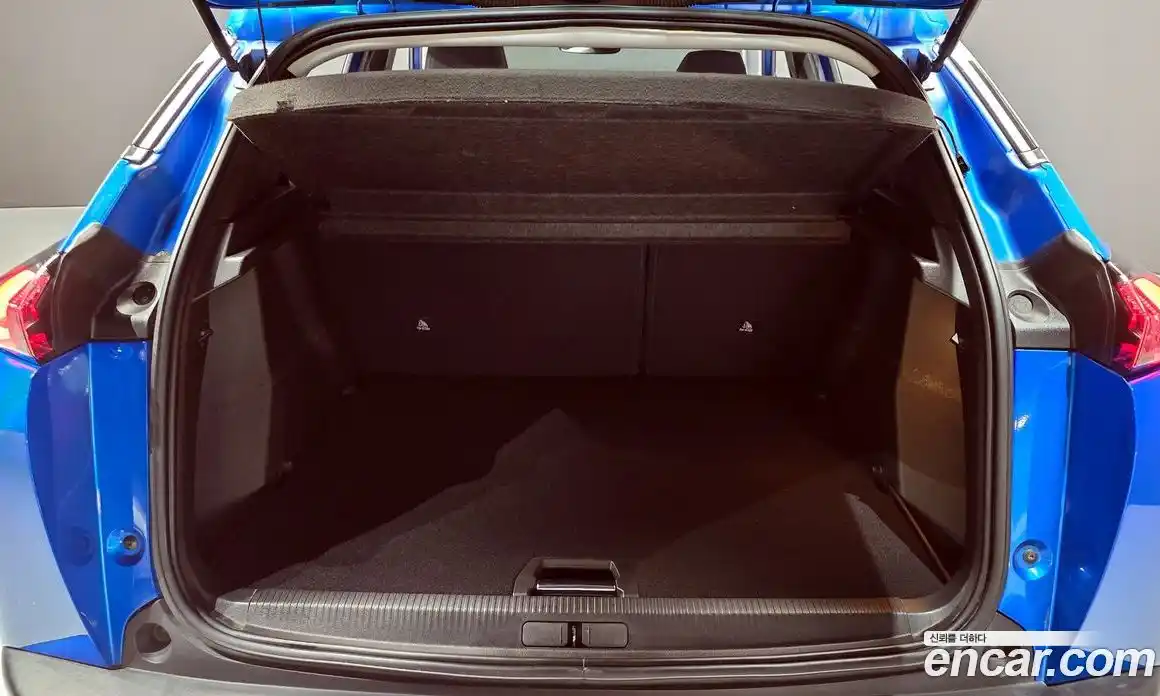 Peugeot 2008 2021 1.5 гидро в Москве № 285798, фото 20