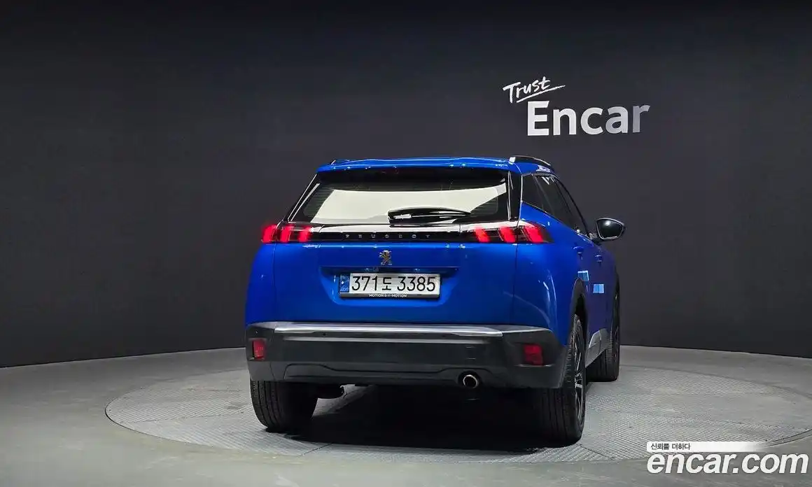 Peugeot 2008 2021 1.5 гидро в Москве № 285798, фото 4