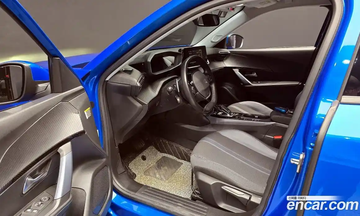 Peugeot 2008 2021 1.5 гидро в Москве № 285798, фото 10