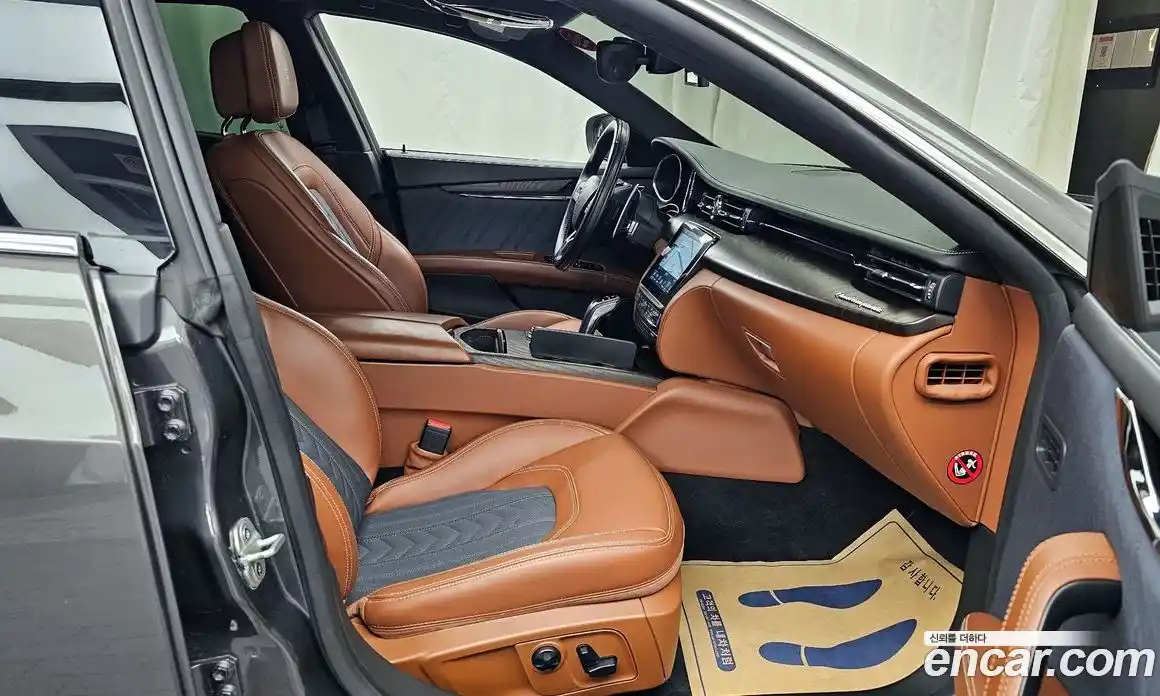 Maserati Quattroporte 2019 3.0 гидро в Москве № 510394, фото 11