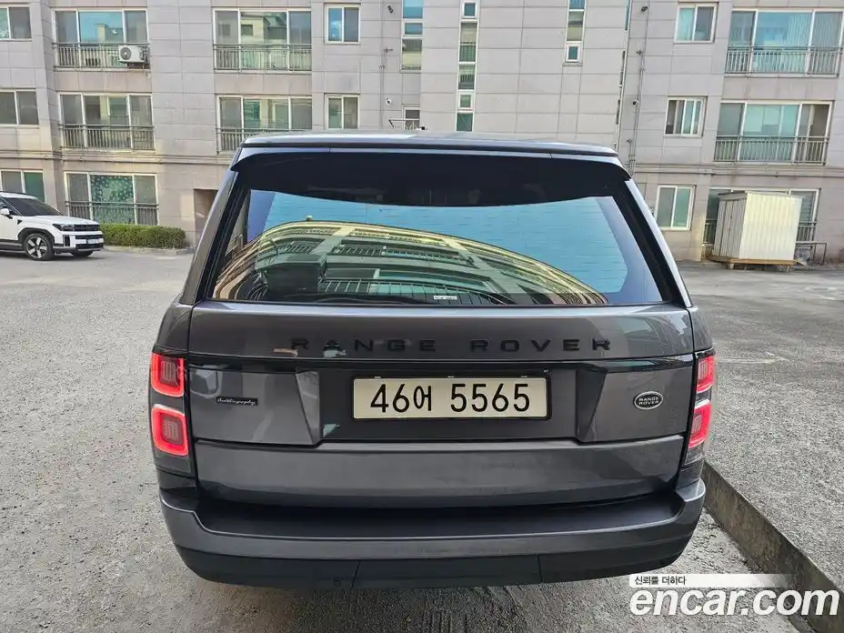 Land Rover Range-Rover 2015 4.4 гидро в Москве № 975675, фото 4