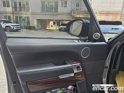 Land Rover Range-Rover 2015 4.4 гидро в Москве № 975675, миниатюра 7