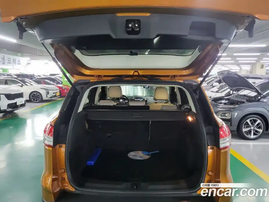 Ford Kuga 2016 2.0 гидро в Москве № 976409, фото 18