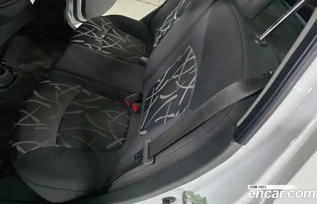 Chevrolet Spark 2013 1.0 гидро в Москве № 100262, фото 17