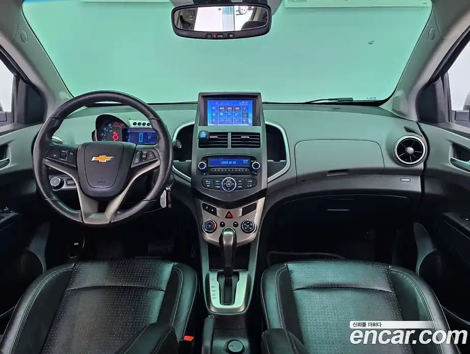 Chevrolet Aveo 2014 1.6 Автомат в Москве № 1190518, фото 14