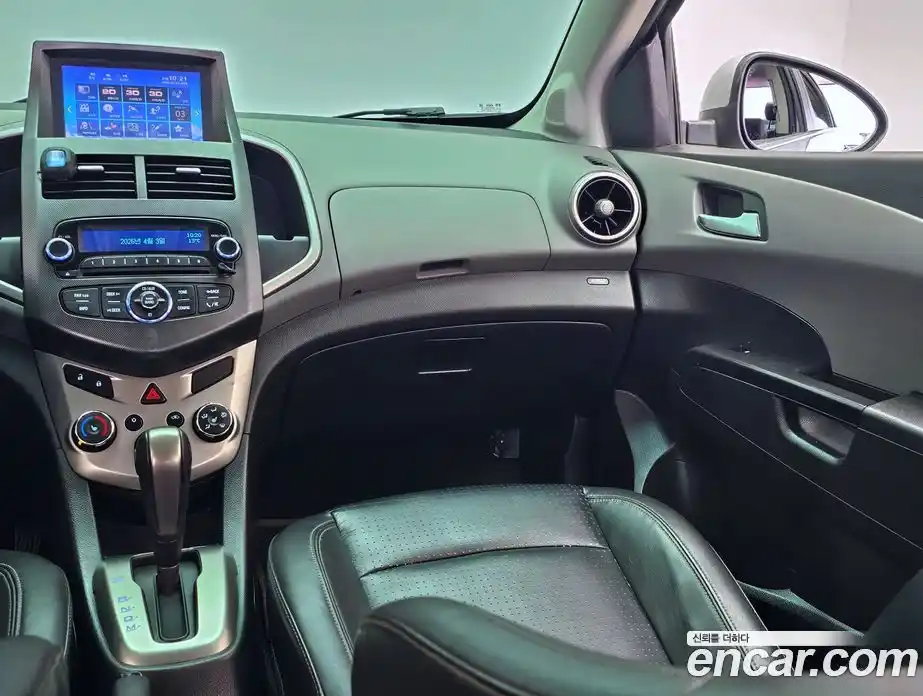 Chevrolet Aveo 2014 1.6 Автомат в Москве № 1190518, фото 15