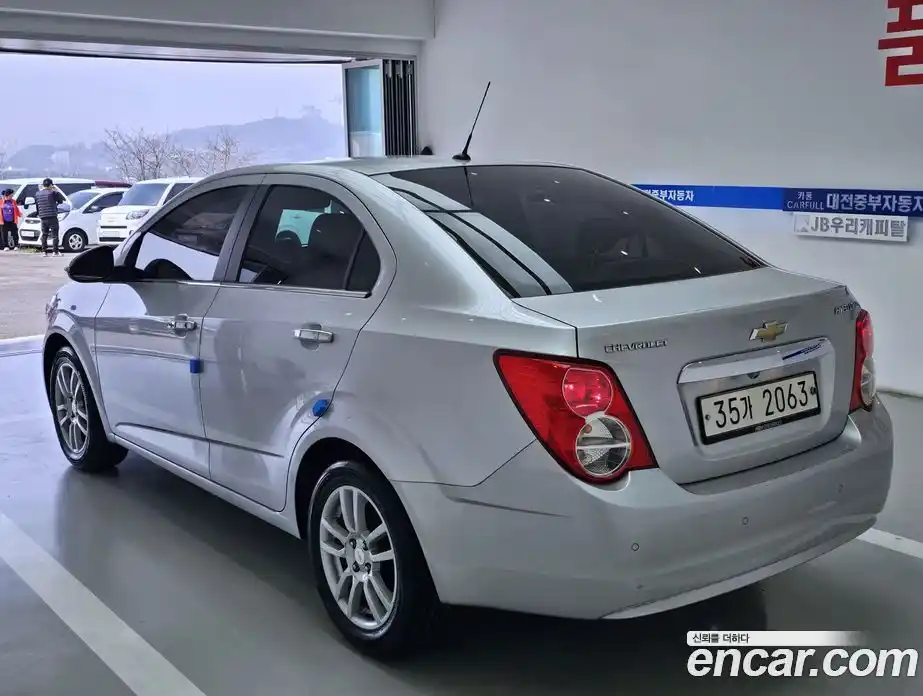 Chevrolet Aveo 2014 1.6 Автомат в Москве № 1190518, фото 4