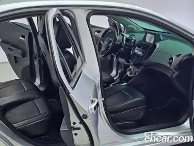 Chevrolet Aveo 2014 1.6 Автомат в Москве № 1190518, миниатюра 9