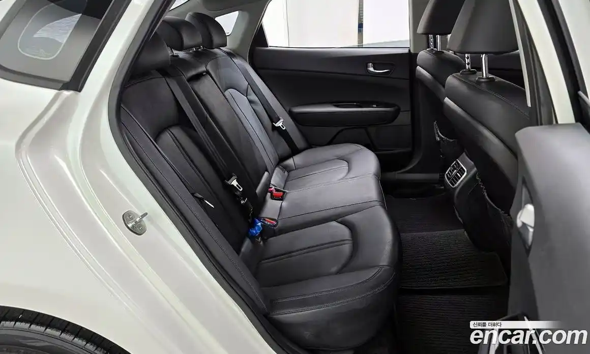 Kia K5 2018 2.0 гидро в Москве № 120828, фото 12