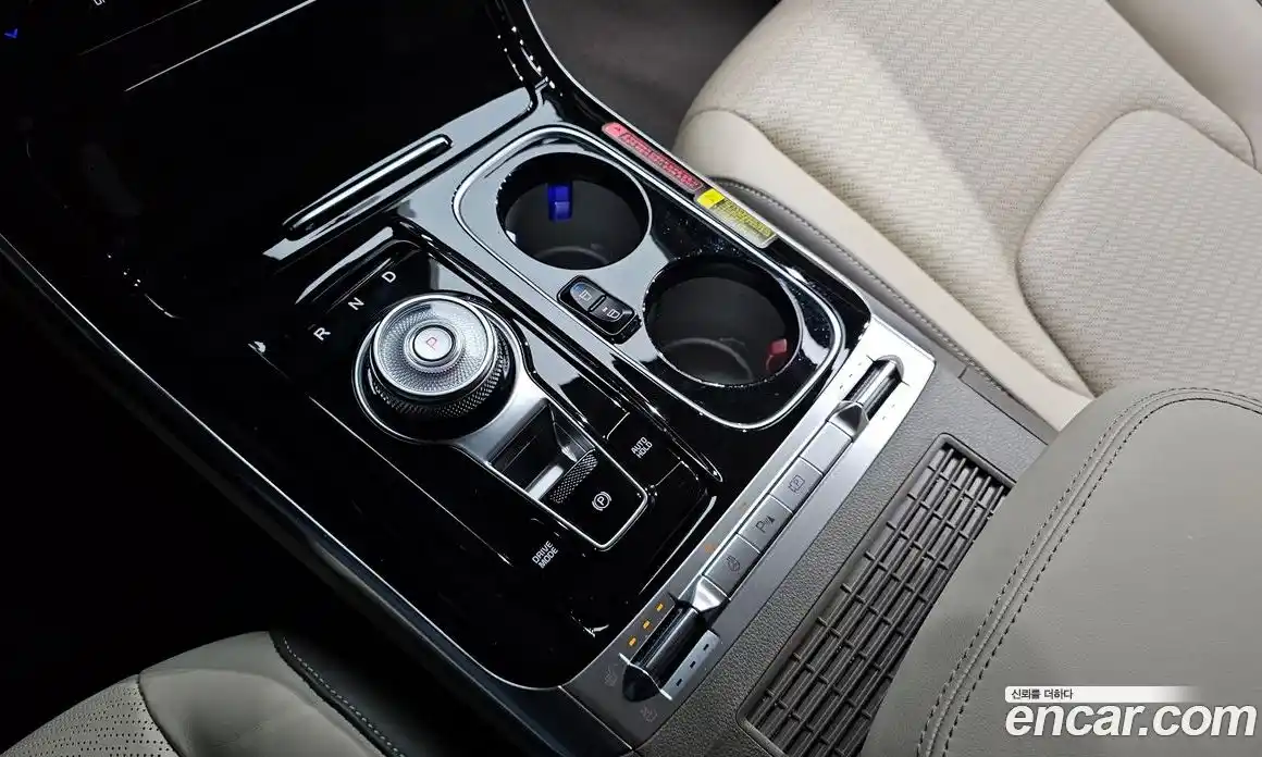 Kia Canival 2021 3.5 Автомат в Москве № 1245018, фото 9