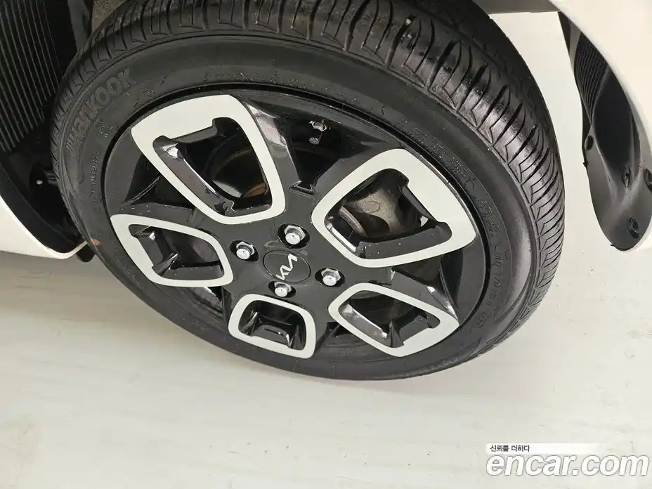 Kia Ray 2022 1.0 Автомат в Москве № 1245107, фото 17